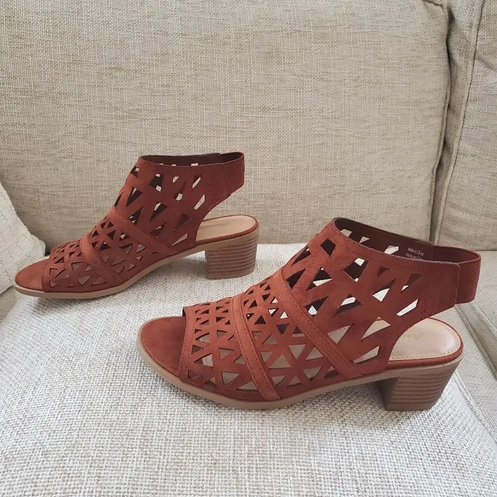 American Eagle Block Sandals Size 6.5 - Picture 7 of 15